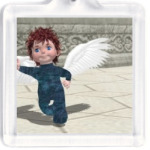 Веселый ангелочек мальчик в парке