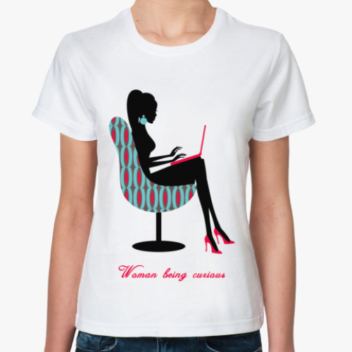 Классическая футболка Женщина и ноутбук