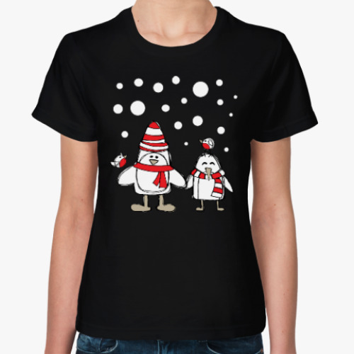 Женская футболка Пингвины и снегири в Новый год